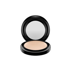 MAC Mineralize Skinfinish Natural Light Plus