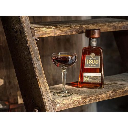 1800 1800 Añejo Tequila
