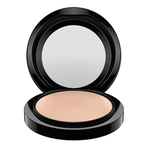 MAC Mineralize Skinfinish Natural Medium Plus