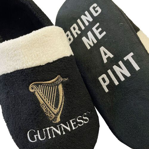 Guinness If You Can Read This Slippers M