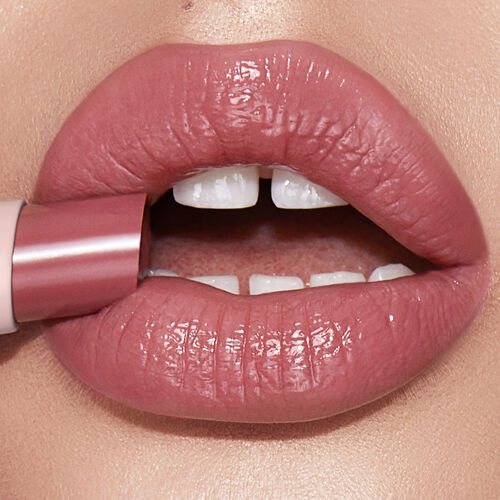 Charlotte Tilbury Hyaluronic Happikiss Pillow Talk
