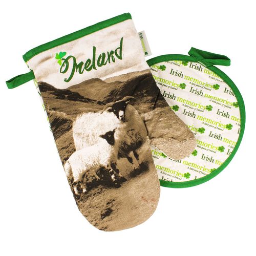 Irish Memories Lamb Oven Glove & Pot Holder Set