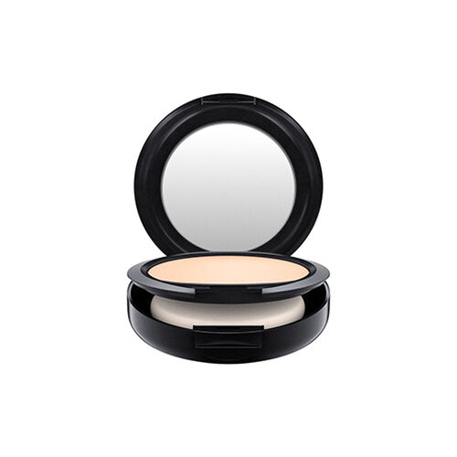 MAC Studio Fix Fluid Spf 15 Foundation NC10