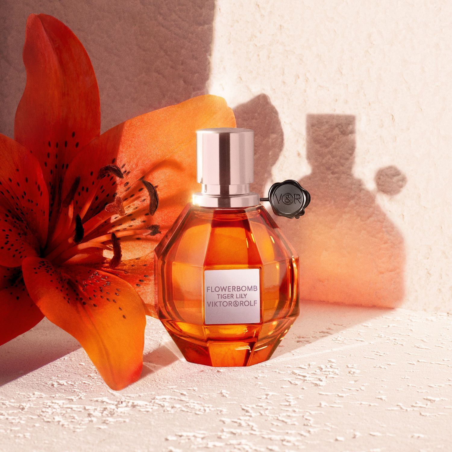 Ysl flower bomb hot sale