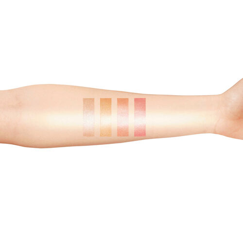 Charlotte Tilbury Glowgasm Beauty Light Wand Peachgasm