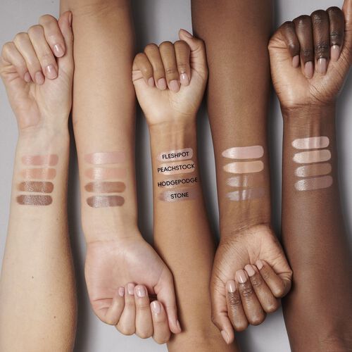 MAC MACximal Sleek Satin Lipstick Fleshpot