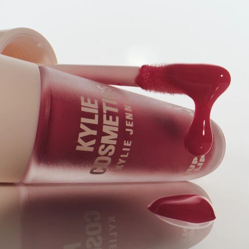 Kylie Supple Kiss Lip Glaze 1 All Yours