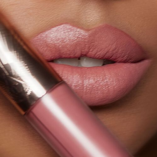 Charlotte Tilbury Airbrush Flawless Lip Blur Pillow Talk Blur