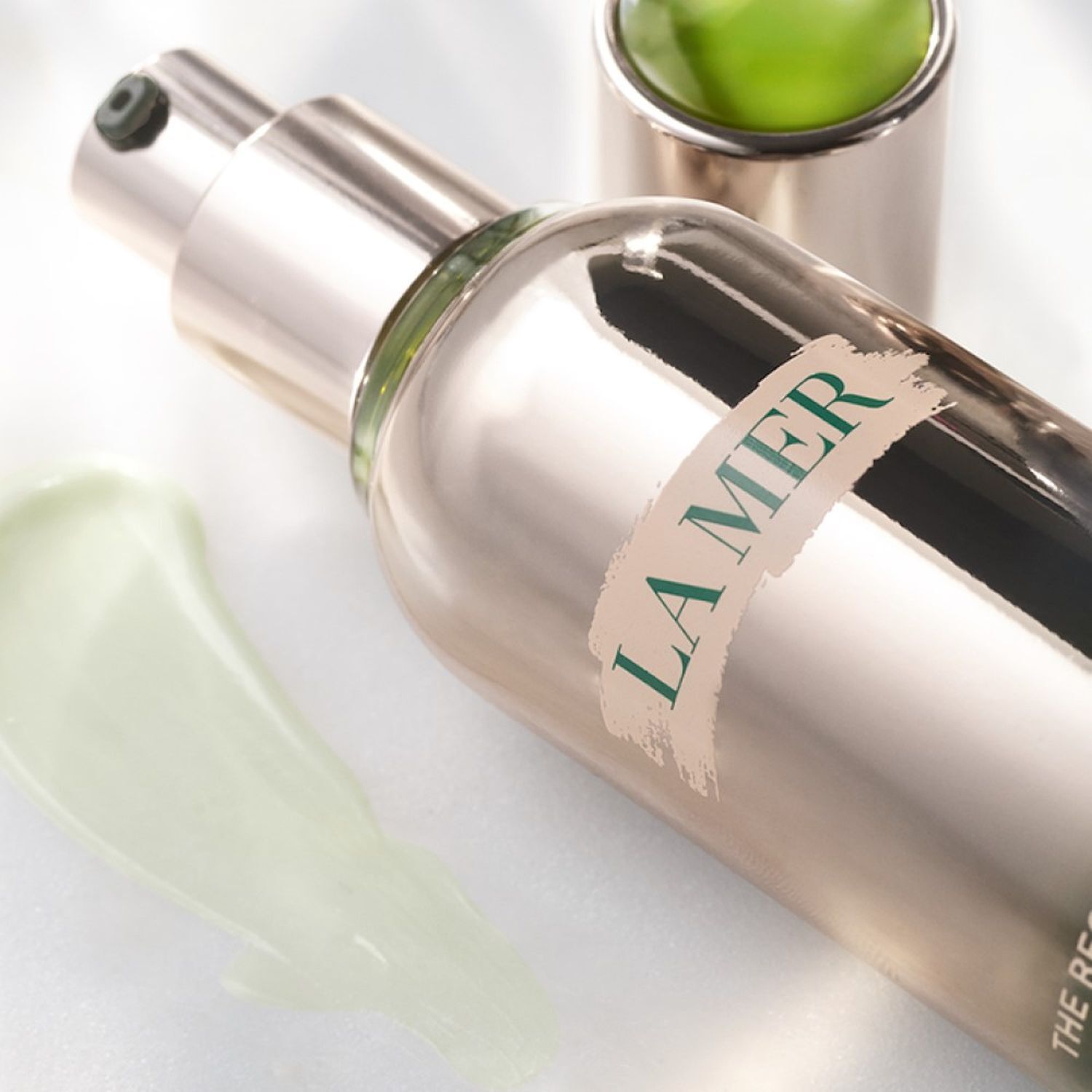 The Revitalizing Hydrating Serum 30ml | Airport Duty Free Shopping