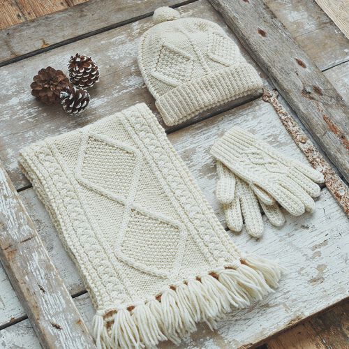 Aran Woollen Mills Aran Scarf White