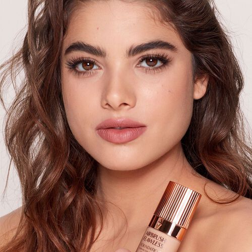 Charlotte Tilbury Airbrush Flawless Foundation Shade 5 Neutral