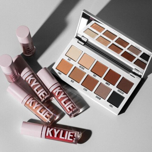 Kylie Pressed Powder Palette The Classic Matte Palette