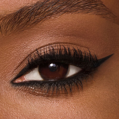 Charlotte Tilbury Rock & Kohl Bedroom Black
