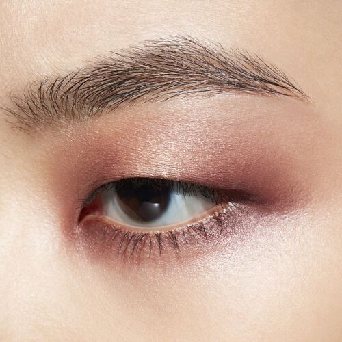 MAC Connect In Colour Eye Shadow Palette Embedded in Burgundy