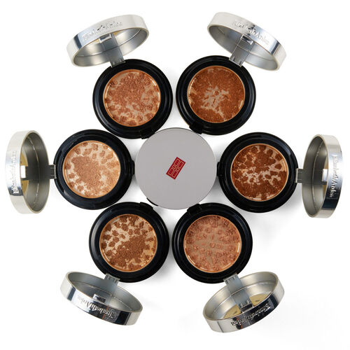 Elizabeth Arden Pure Finish Mineral Powder Foundation SPF20 Shade 4
