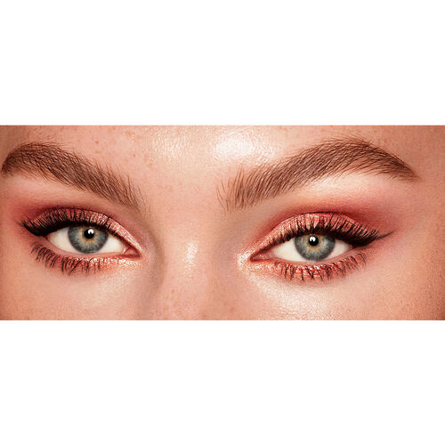 Charlotte Tilbury Eye Blender Brush