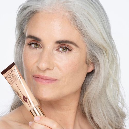 Charlotte Tilbury Charlotte's Beautiful Skin Foundation 4 Neutral